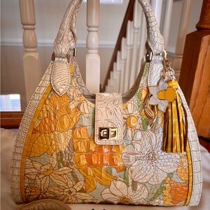 💛🌸LIKE NEW! Brahmin Adrian Daffodil Pimlico in Melbourne leather